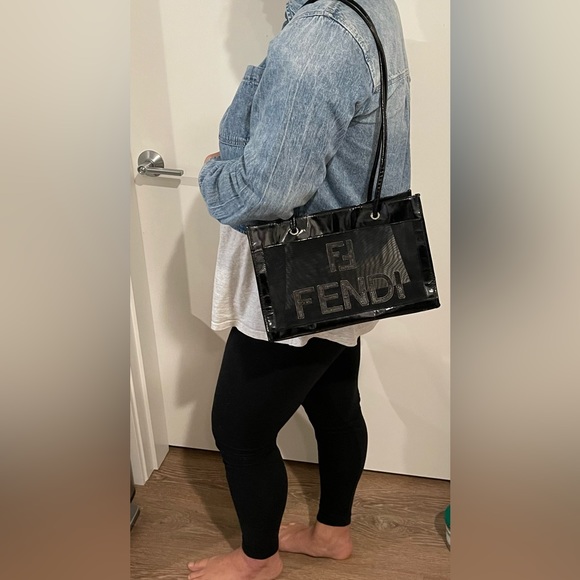 ❤️SOLD❤️ Authentic Vintage Fendi FF Zucca Black Mesh Shopper Tote Shoulder Bag - Picture 2 of 16